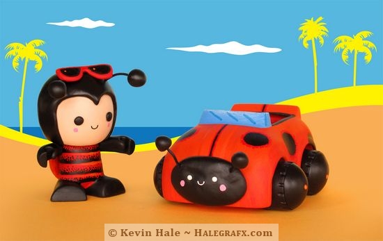 Color Blanks Ladybug figure at the beach! Color Blanks Ladybug figure at the beach!